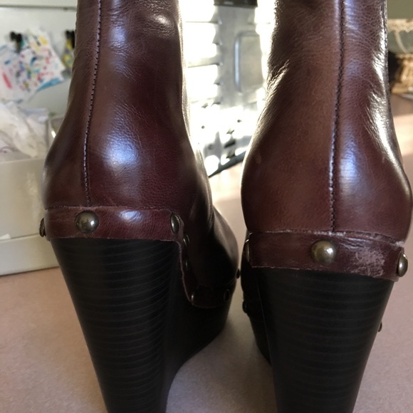 Jessica Simpson Booties - Picture 3 of 6